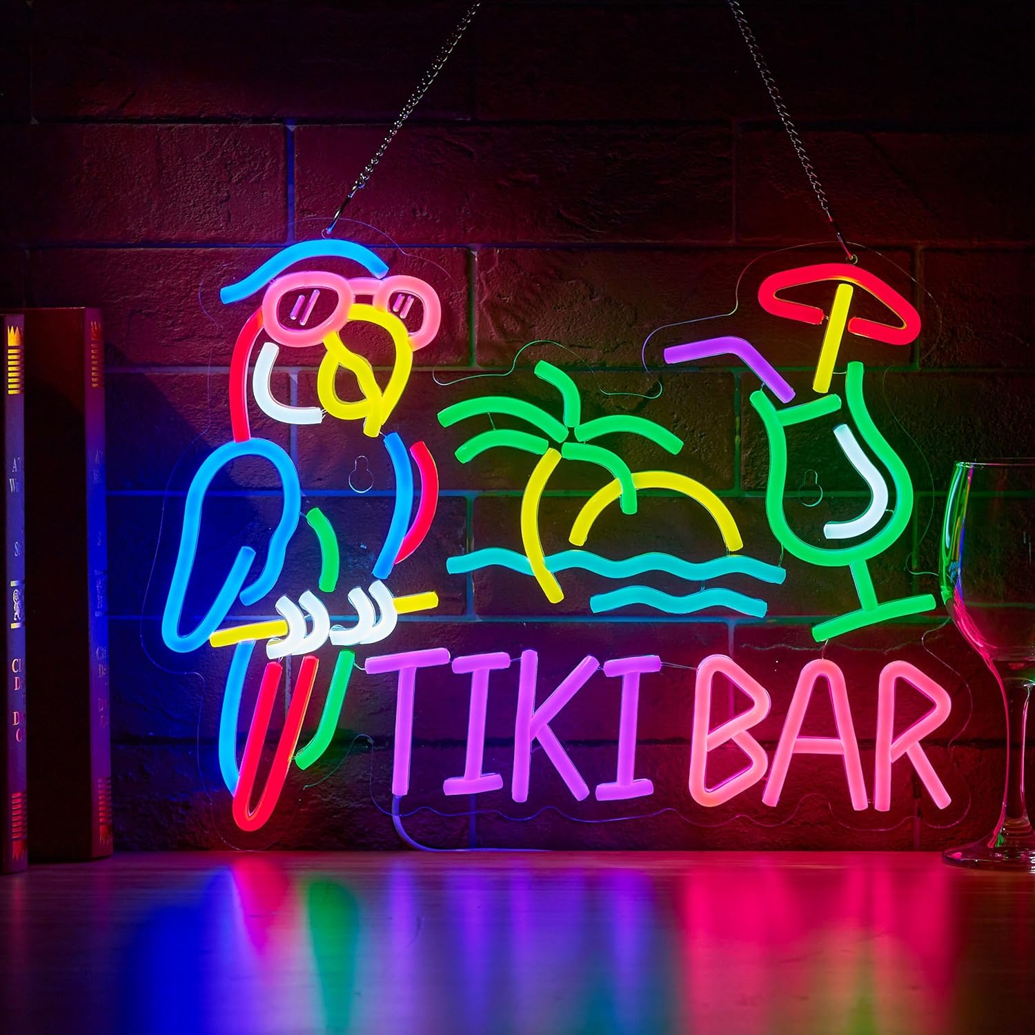 Beer & Wine Jockey Plaza Shopping - Tiki Bar Papegaai Palmboom Neonlicht Bedrijfsdecoratie