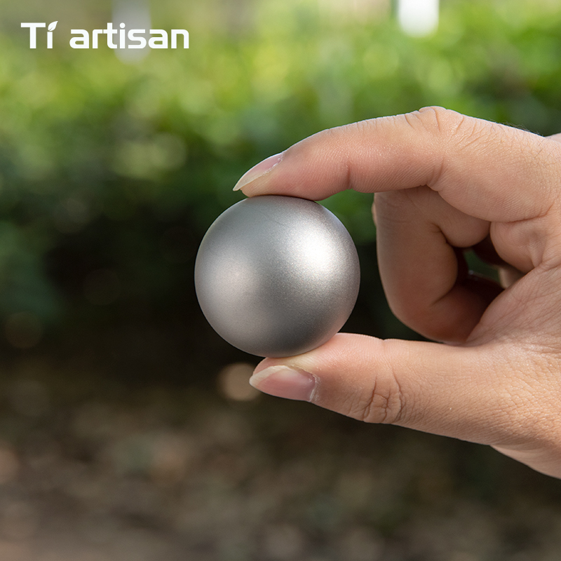 Tiartisan 40mm Titanium Ijsbal - Whiskey Stone Set recensie en prijs