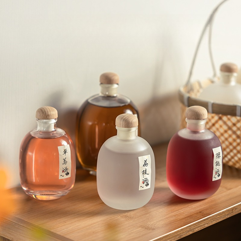 Lege glazen fles met schommeld - Wine Beer And Mead recensie en prijs