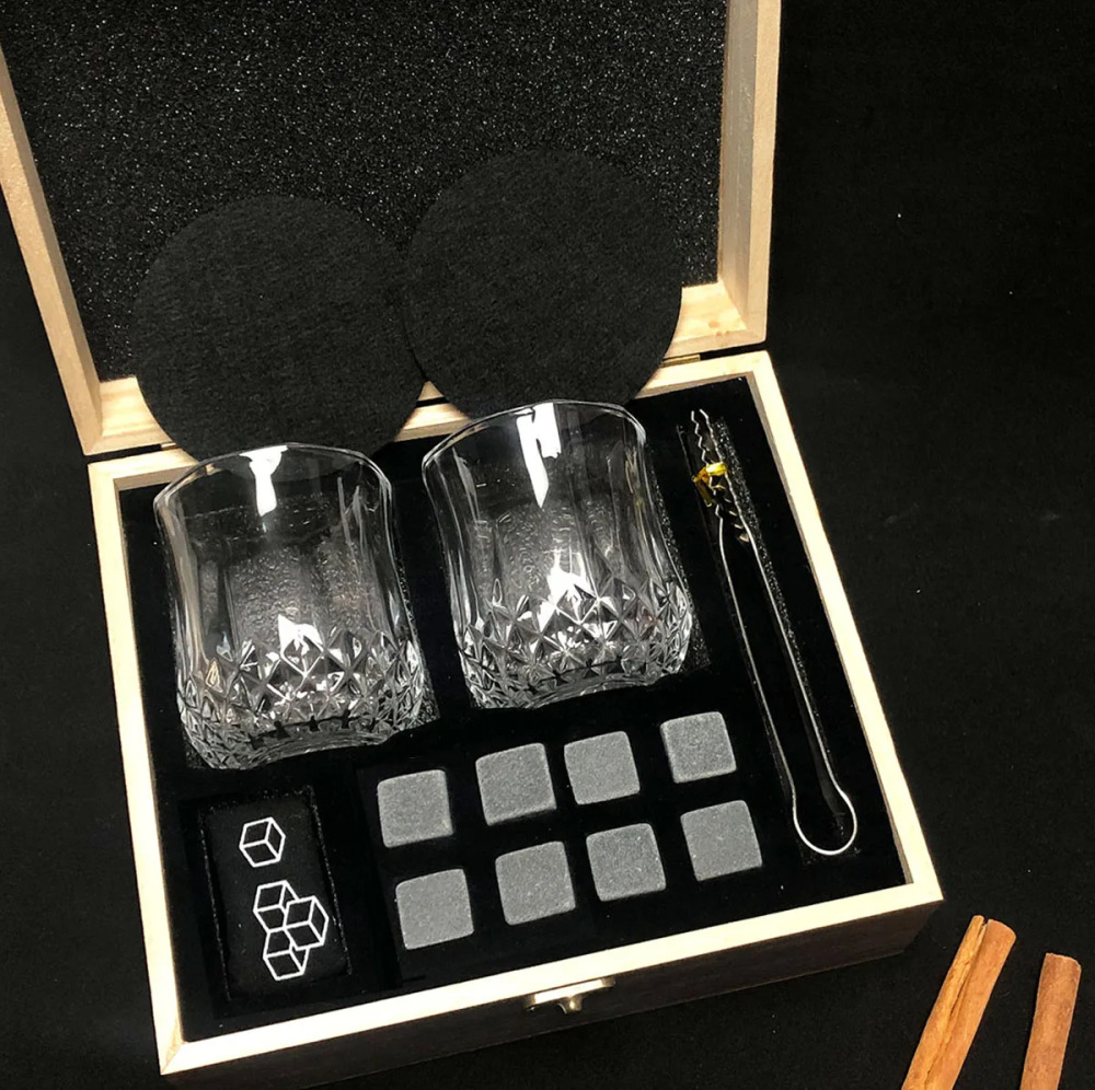 Whiskey Stones Gift Set, 8 her - Whiskey Stone Set recensie en prijs